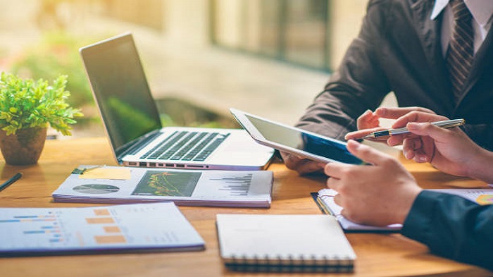 une réunion d'équipe - sous-louer un bureau - Activ Solution